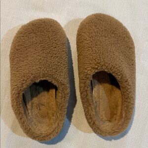 Anthropologie Warm Tan Fuzzy Slippers